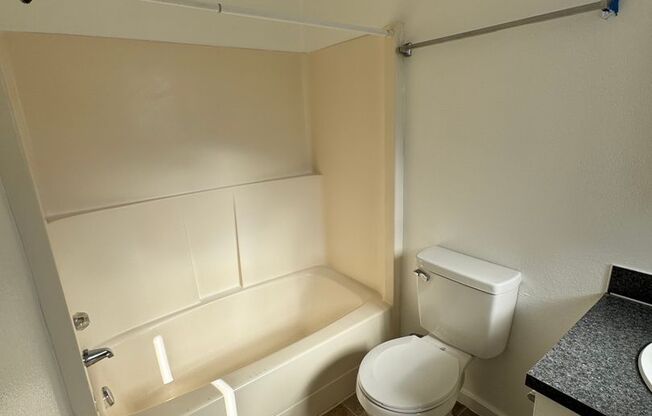 1 bed, 1 bath, $1,125, Unit 45