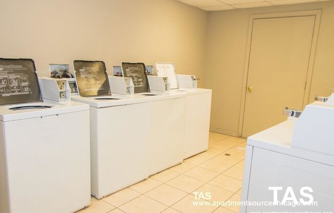 1 bed, 1 bath, $1,285, Unit 211