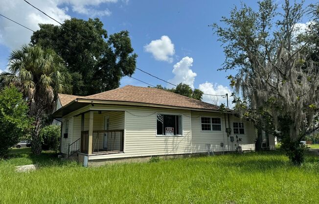 3BR/2BA Zephyrhills Home with 2 Sheds, Large Covered Front Porch
