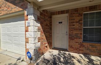 3 beds, 2 baths, $1,200, Unit 4009 Cambridge Drive - Unit B