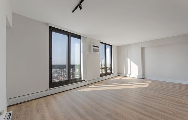 3 beds, 1.5 baths, 1,001 sqft, $3,300, Unit 26H