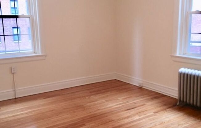 2 beds, 1 bath, 1,100 sqft, $1,725, Unit B1