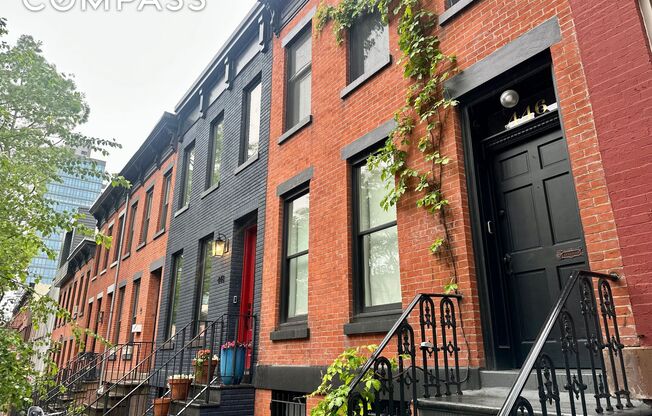 446 SACKETT ST