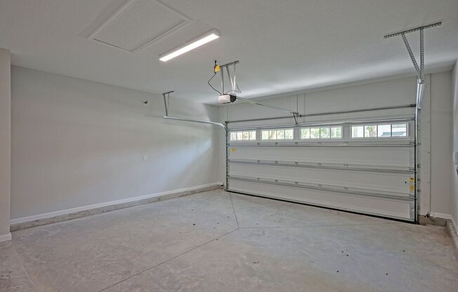 3 beds, 2.5 baths, 1,652 sqft, $2,200, Unit 5432