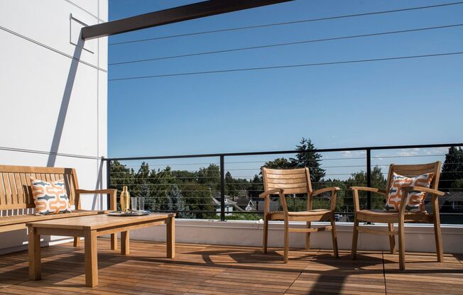 Studio, 1 bath, 530 sqft, $1,395, Unit 317