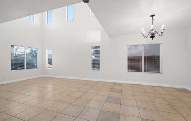 Charming 5 Bed |2.5 Bath