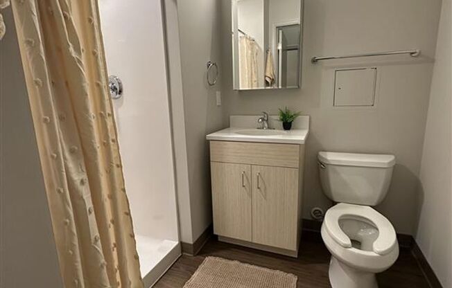 2 beds, 2 baths, 855 sqft, $1,999, Unit 506