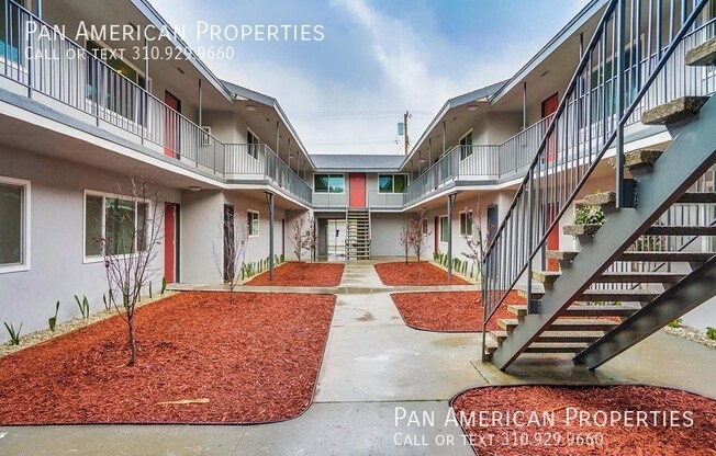 92 E Market St 92