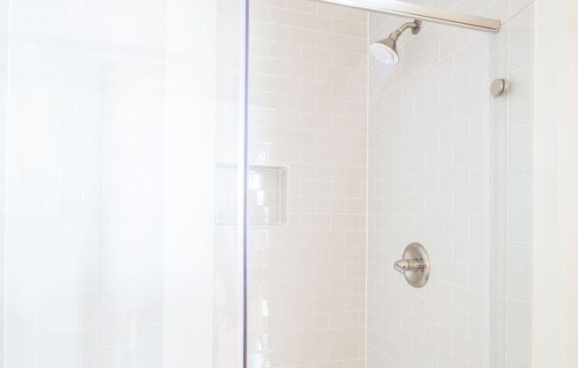 1 bed, 1 bath, 781 sqft, $1,929, Unit 216