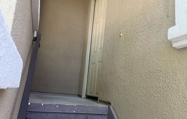 2 beds, 2 baths, $1,895, Unit # 204