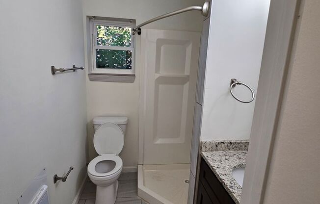 Studio, 1 bath, 550 sqft, $1,245, Unit D-5