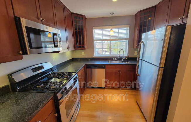 4151 S FOUR MILE RUN DR