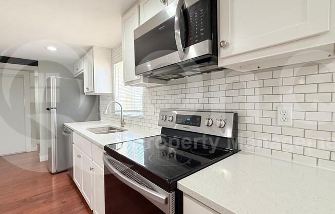 4448 S 3 ST