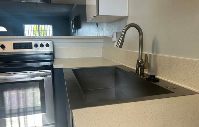 2 beds, 1.5 baths, 866 sqft, $2,695, Unit 801F7