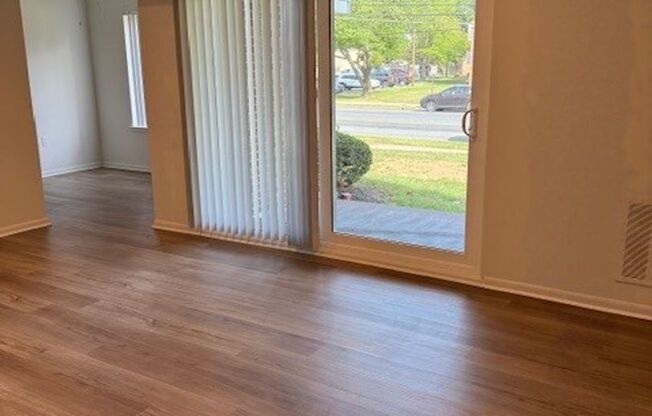 1 bed, 1 bath, 715 sqft, $1,600, Unit 00 - K- 2