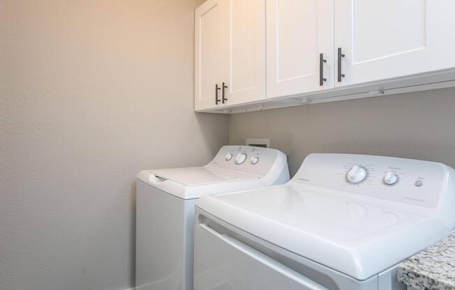 3 beds, 2 baths, 1,210 sqft, $1,729