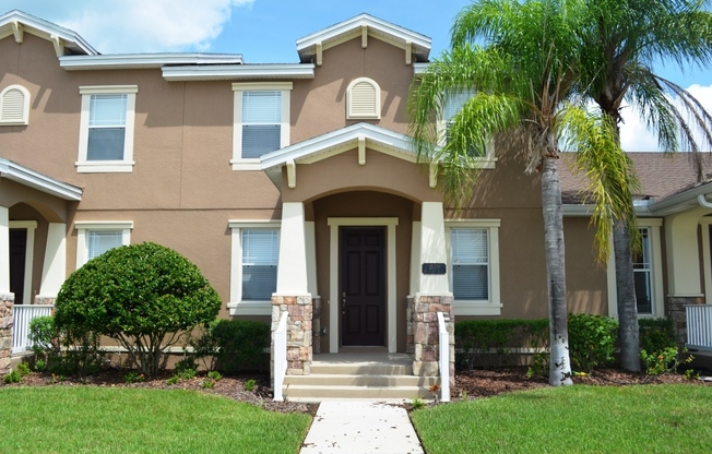 2/2.5 Townhouse with 2-Car Garage in Turtle Creek of St. Cloud