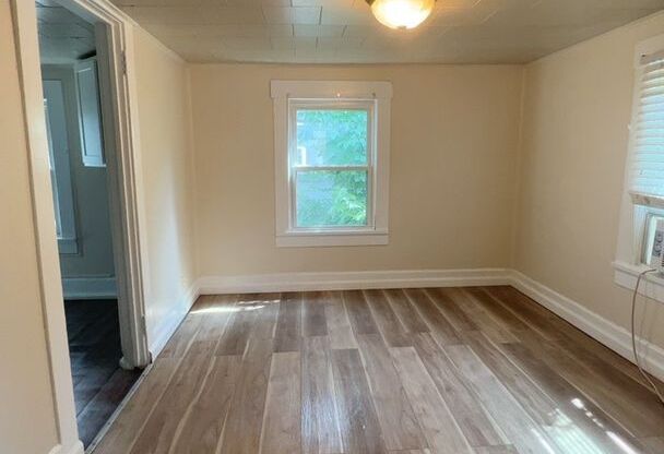 1 bed, 1 bath, 550 sqft, $525