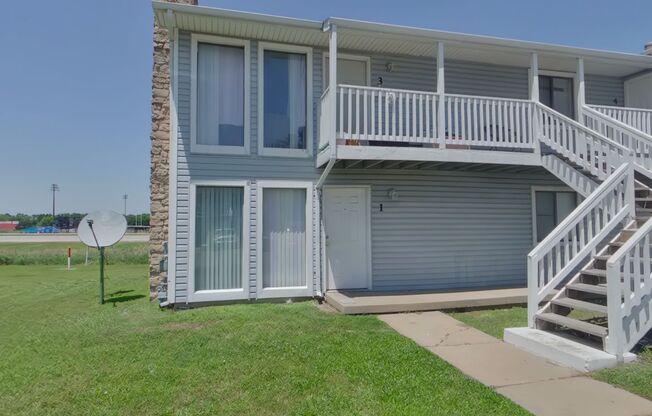 3950 N Garland - 3