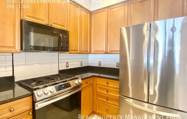801 S GREENBRIER ST