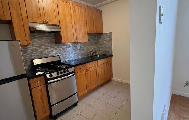 524 Guerrero Street (524r)