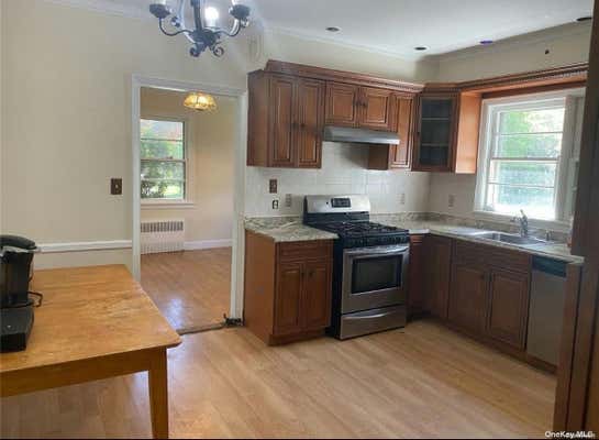 3 beds, 4 baths, $5,300, Unit WH