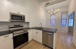 582 MULBERRY ST