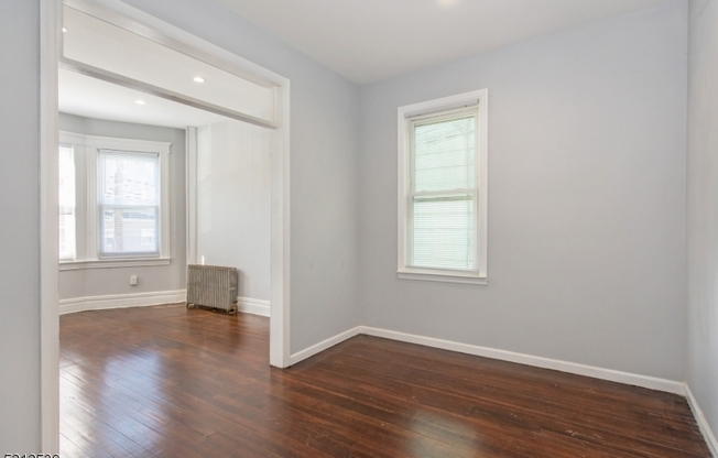 69 HARRISON AVE
