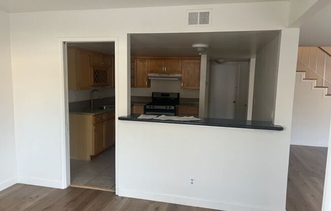 4 beds, 2.5 baths, $3,975, Unit 7288