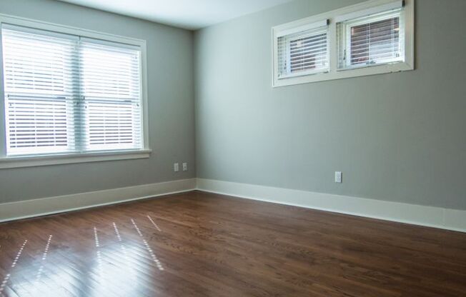 Studio, 1 bath, 404 sqft, $905, Unit BS-302