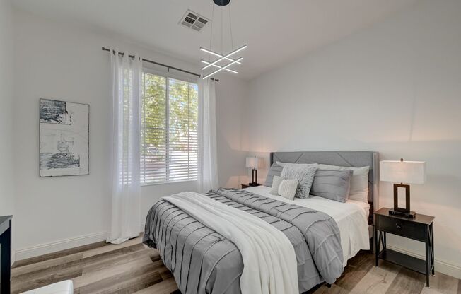 2 beds, 2 baths, $2,300