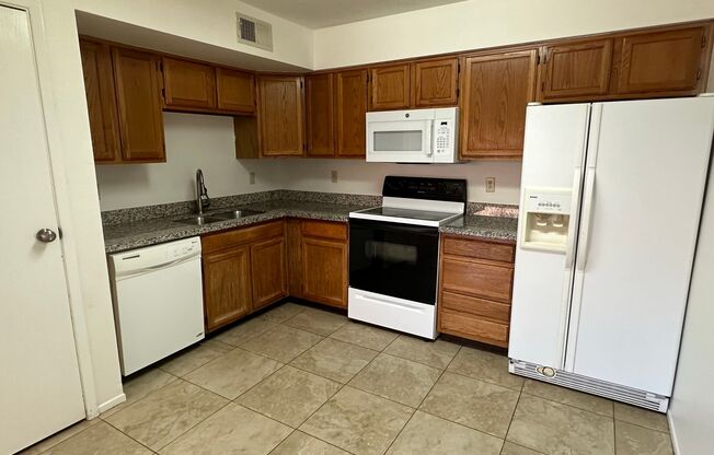 3 beds, 2 baths, 1,078 sqft, $1,750, Unit #1
