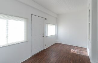 3 beds, 1 bath, $1,400