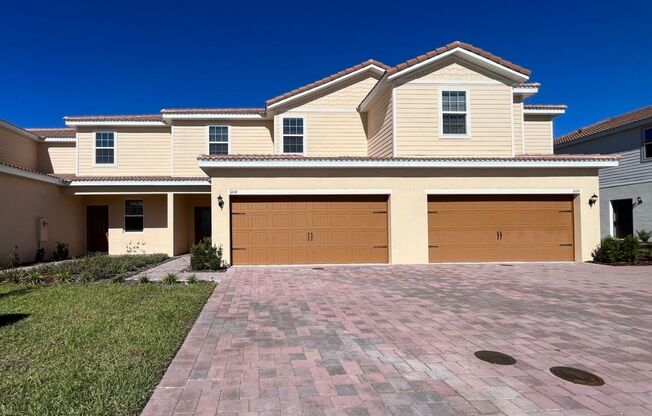 A stunning NEWLY BUILT HOME in Kissimmee, FL Move in Ready!