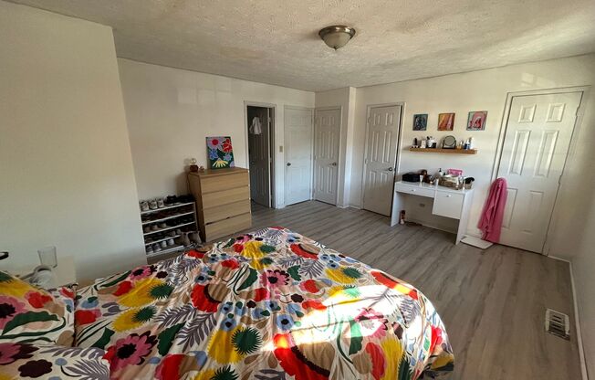 2 beds, 2.5 baths, $1,600, Unit # 25