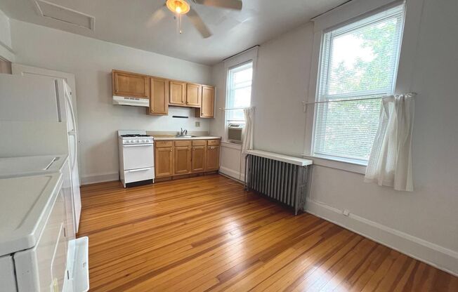 1 bed, 1 bath, $1,350