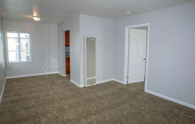 1 bed, 1 bath, 500 sqft, $2,350, Unit 812.5 Niantic Ct