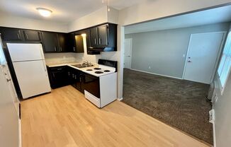 2 beds, 1 bath, 700 sqft, $1,099, Unit 1624-1