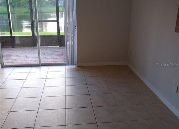4 beds, 2 baths, 1,424 sqft, $2,000