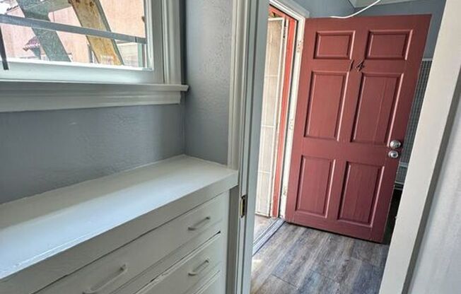 Studio, 1 bath, 392 sqft, $1,450, Unit 14