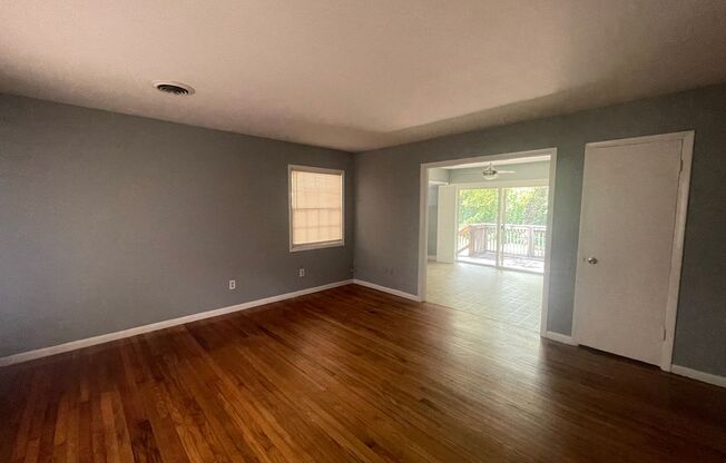Three Bedroom Off Milledge Available