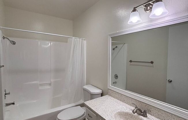 1 bed, 1 bath, 780 sqft, $2,425, Unit 122