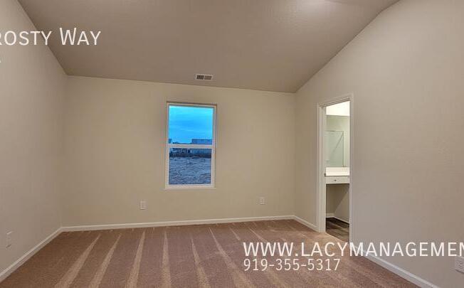 3 beds, 2.5 baths, 1,800 sqft, $1,895