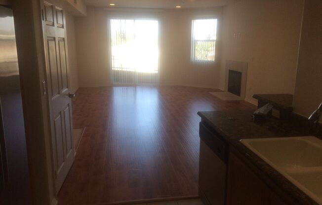 2 beds, 2 baths, 1,235 sqft, $3,100, Unit 8714-205