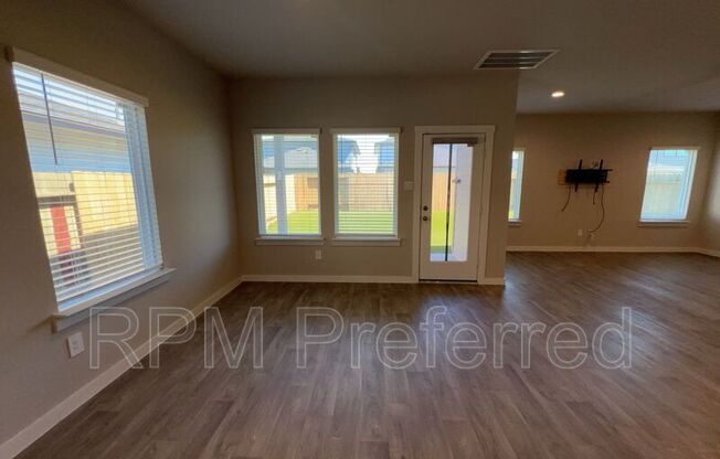 2813 SHERLOCK DR