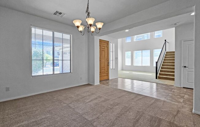 Great price for this XXL rental home in Surprise!