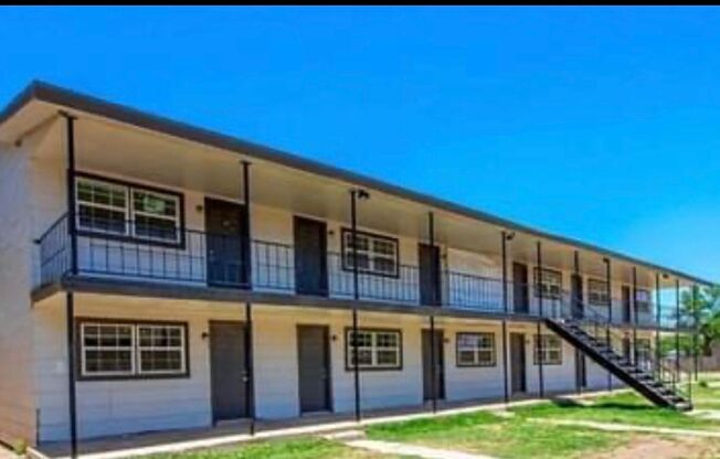 1 bed, 1 bath, 525 sqft, $660, Unit 6