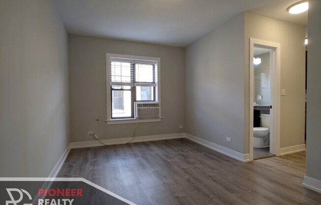 427 W Belden St, Chicago IL 202