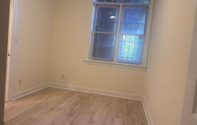 2 beds, 2 baths, $1,800, Unit Unit 1