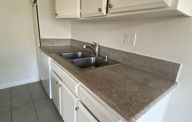 1 bed, 1 bath, $1,995, Unit 4509-6